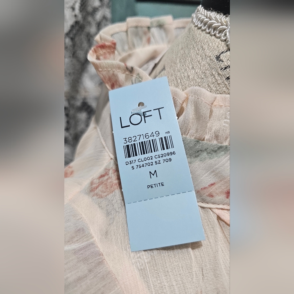 LOFT Cream Ruffle Mini Dress NWT - Picture 7 of 8